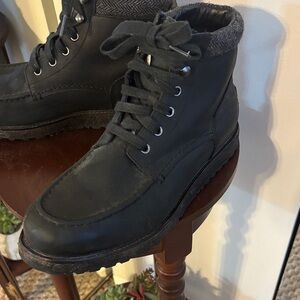 UGG Men's Black Lace-Up Boots